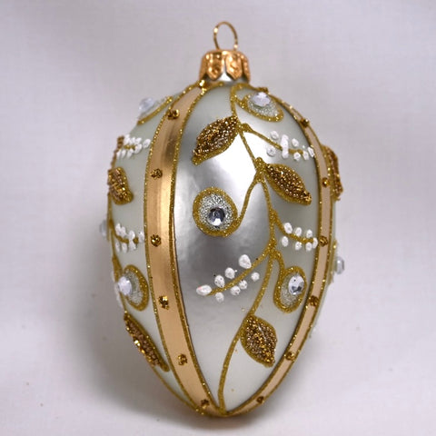 Eleanore julekule, blek grønn